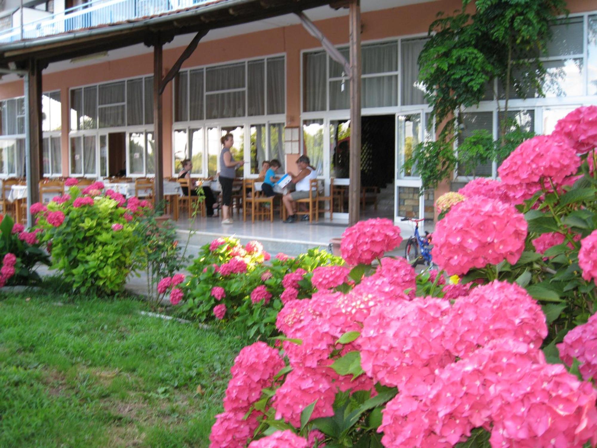 Hotel Pantazis Paralia Panteleimonos Exterior photo